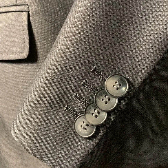 Esprit (38R) - Picture 3 of 16